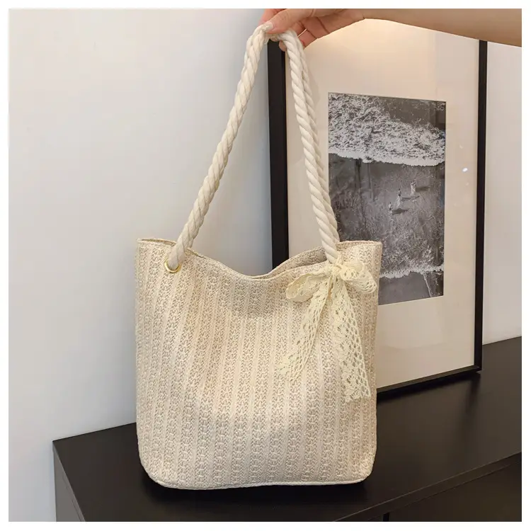 Women's Pastoral Woven Straw Shoulder Bag Large Capacity — feature 37