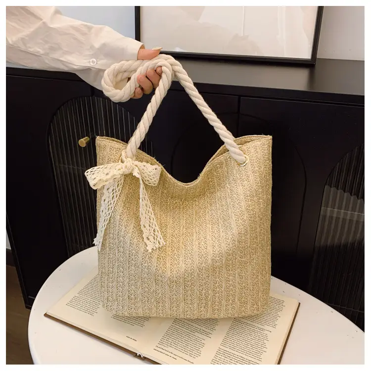 Women's Pastoral Woven Straw Shoulder Bag Large Capacity — feature 39