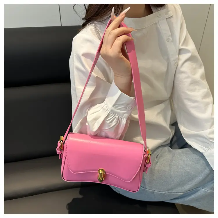 White Square Shoulder Bag for Women 2025 — feature 17
