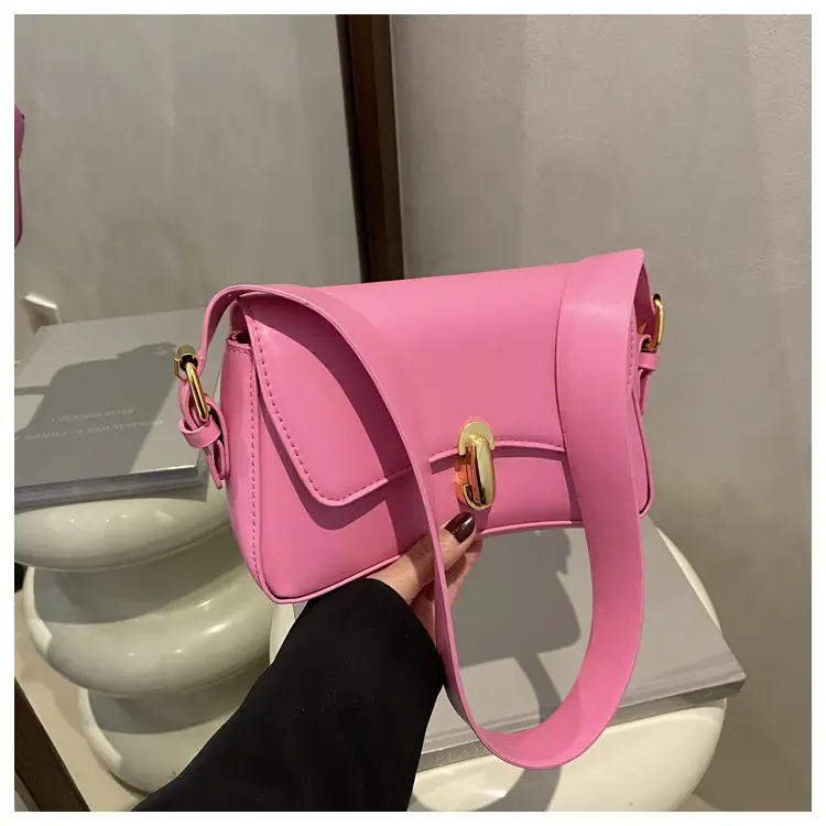 White Square Shoulder Bag for Women 2025 — feature 23