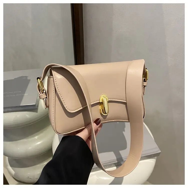 White Square Shoulder Bag for Women 2025 — feature 27