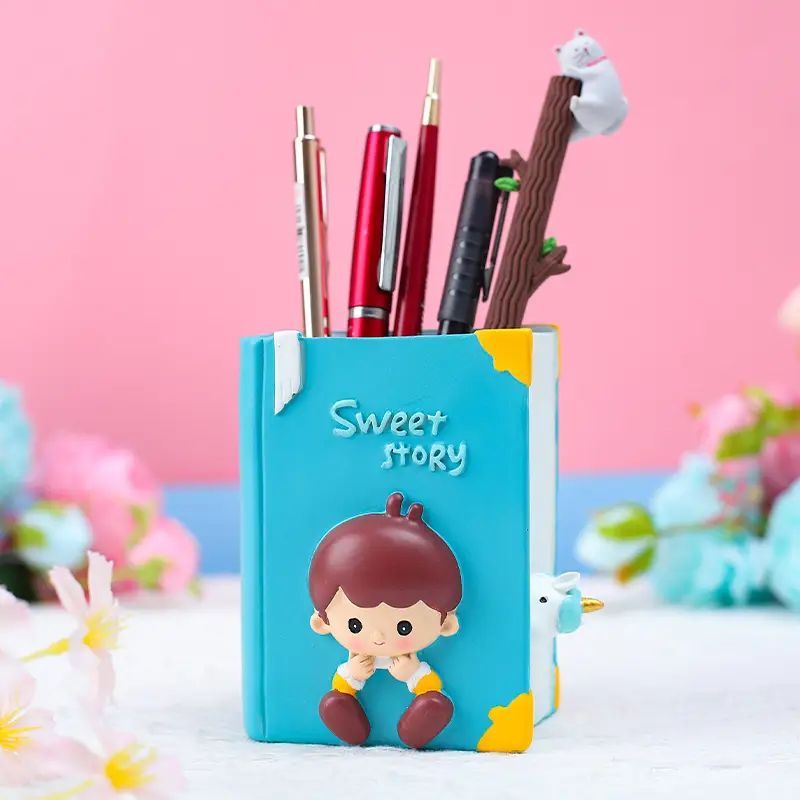 Cute Fairy Crown Makeup Brush Holder for Students