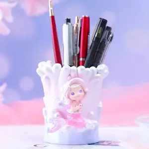 Cute Fairy Crown Makeup Brush Holder for Students