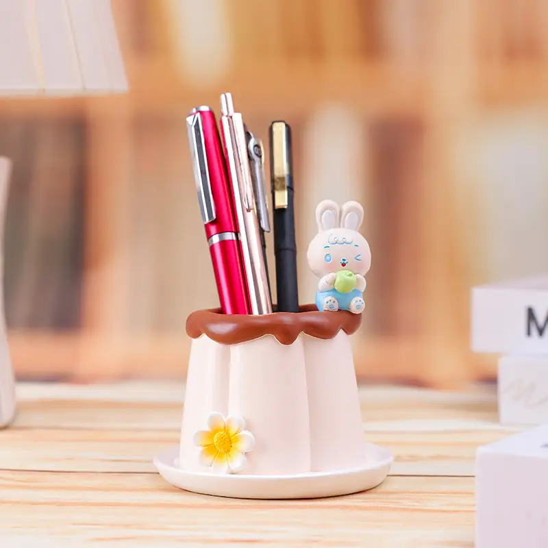 Cute Fairy Crown Makeup Brush Holder for Students