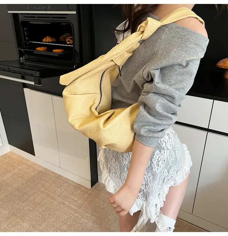 Vintage Pleated Shoulder Bag for Women Summer 2025 — feature 18