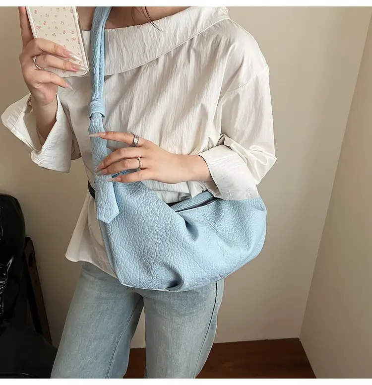 Vintage Pleated Shoulder Bag for Women Summer 2025 — feature 22