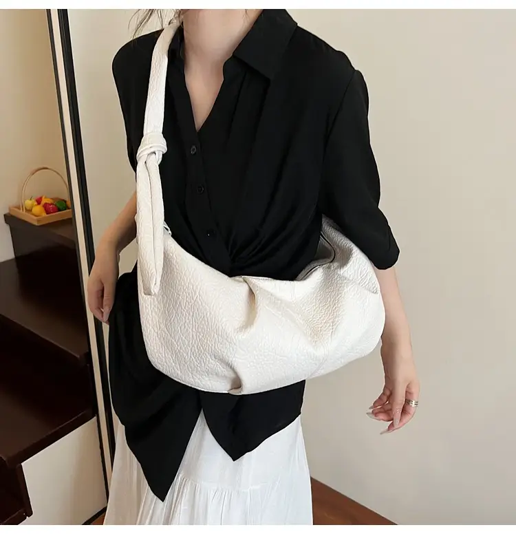 Vintage Pleated Shoulder Bag for Women Summer 2025 — feature 24