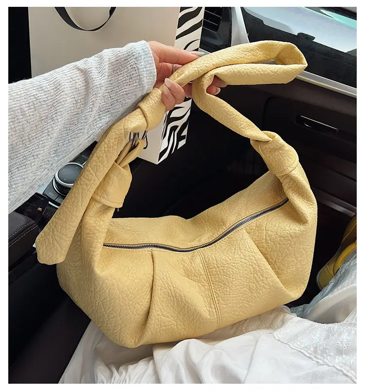 Vintage Pleated Shoulder Bag for Women Summer 2025 — feature 4