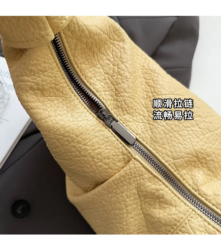 Vintage Pleated Shoulder Bag for Women Summer 2025 — feature 9
