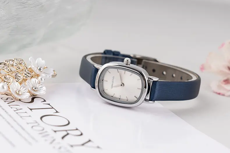 Women's Oval Watch Black Leather Waterproof — feature 15