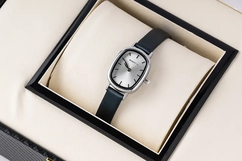 Women's Oval Watch Black Leather Waterproof — feature 21