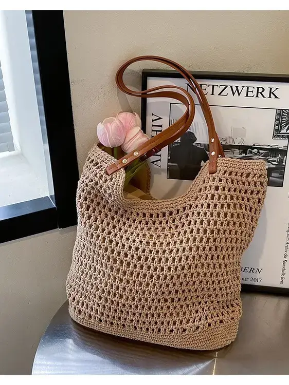 Women's Cross-Corner Straw Tote Bag with Leather Strap - Image 6