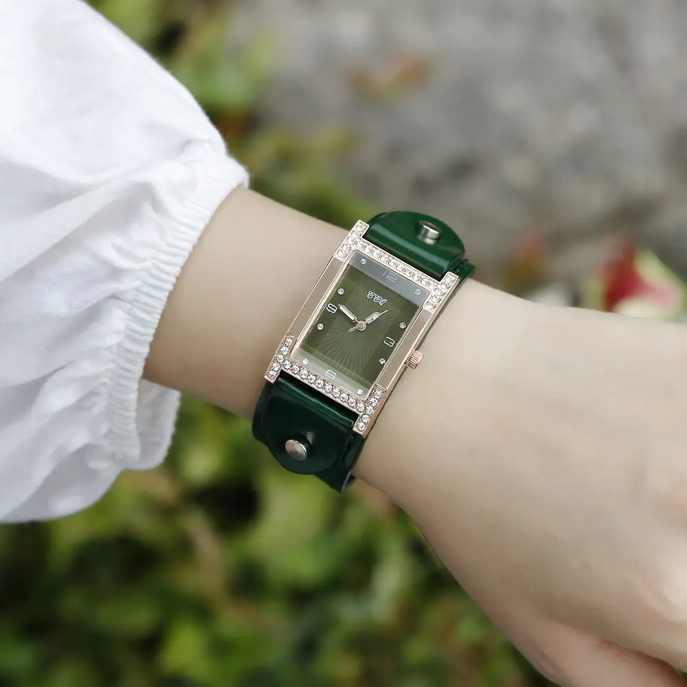 Women's Red Diamond Scale Quartz Watch with Wide Strap — feature 7