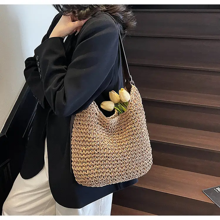 Women Straw Shoulder Bag Large Capacity Woven 2025 — feature 32