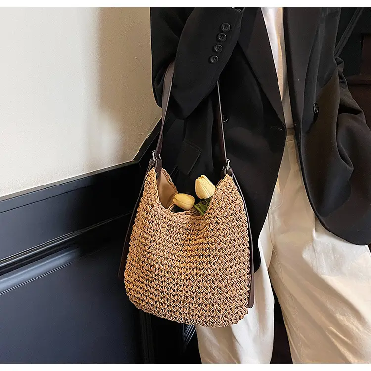 Women Straw Shoulder Bag Large Capacity Woven 2025 — feature 34