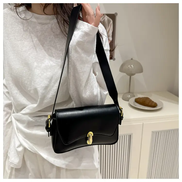 Trendy Black Gold Plated Shoulder Bag for Women — feature 23
