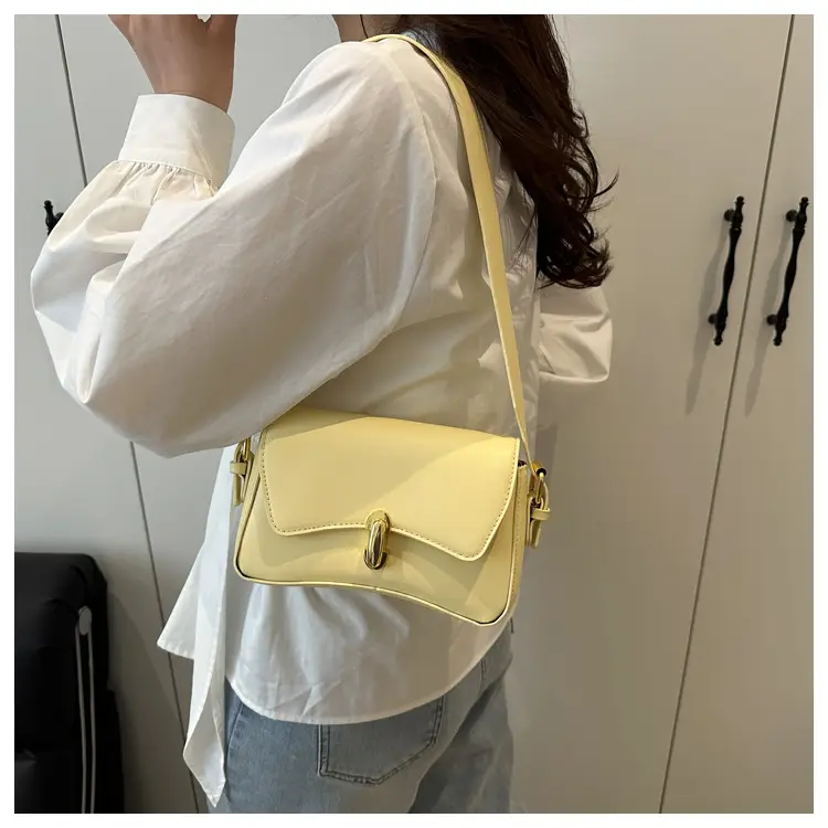 Trendy Black Gold Plated Shoulder Bag for Women — feature 38