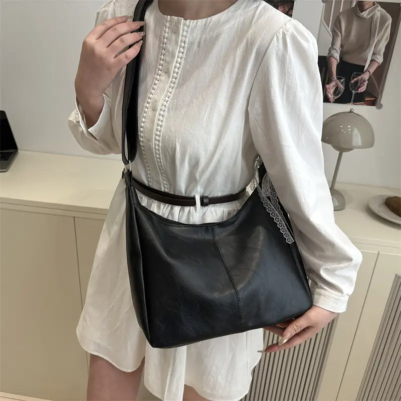 Women's Large Capacity Tote Bag Brown Black Brown — feature 18