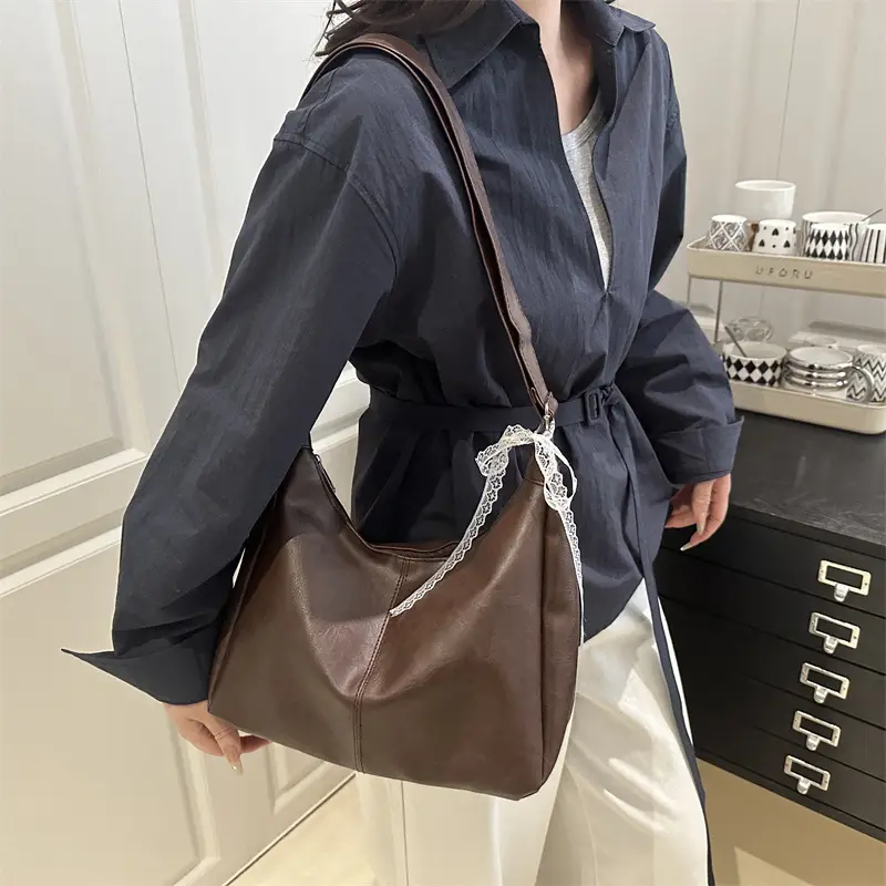 Women's Large Capacity Tote Bag Brown Black Brown — feature 22