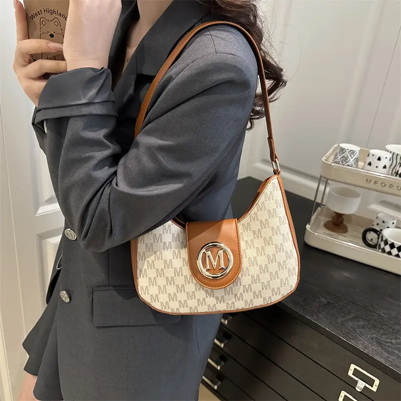 Retro Letter Print Shoulder Bag Brown Leather 2025 - Image 7