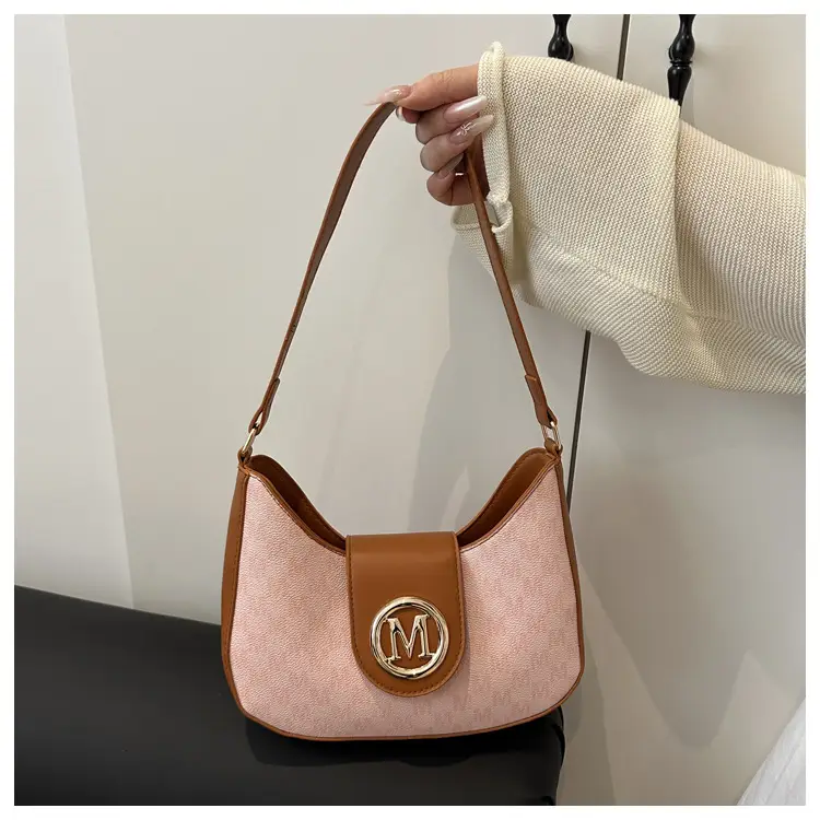 Retro Letter Print Shoulder Bag Brown Leather 2025 — feature 14