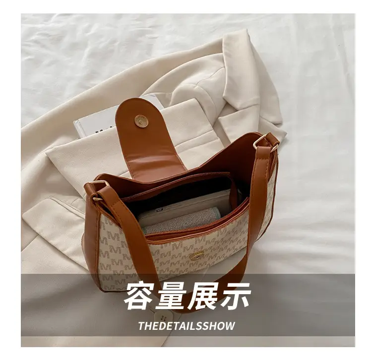 Retro Letter Print Shoulder Bag Brown Leather 2025 — feature 7