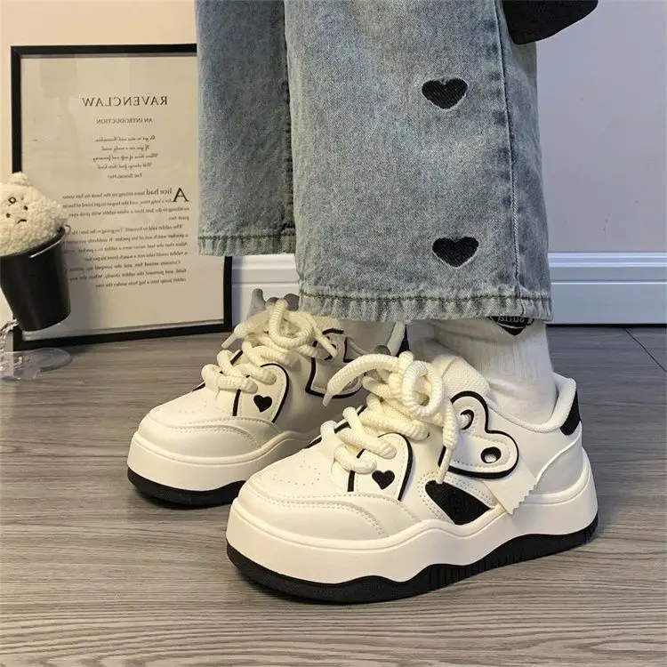 Popular White Shoes for Women, New 2025 Spring & Fall Versatile Women's Ins Trendy Niche Thick-Soled Casual Shoes for Women — feature 1