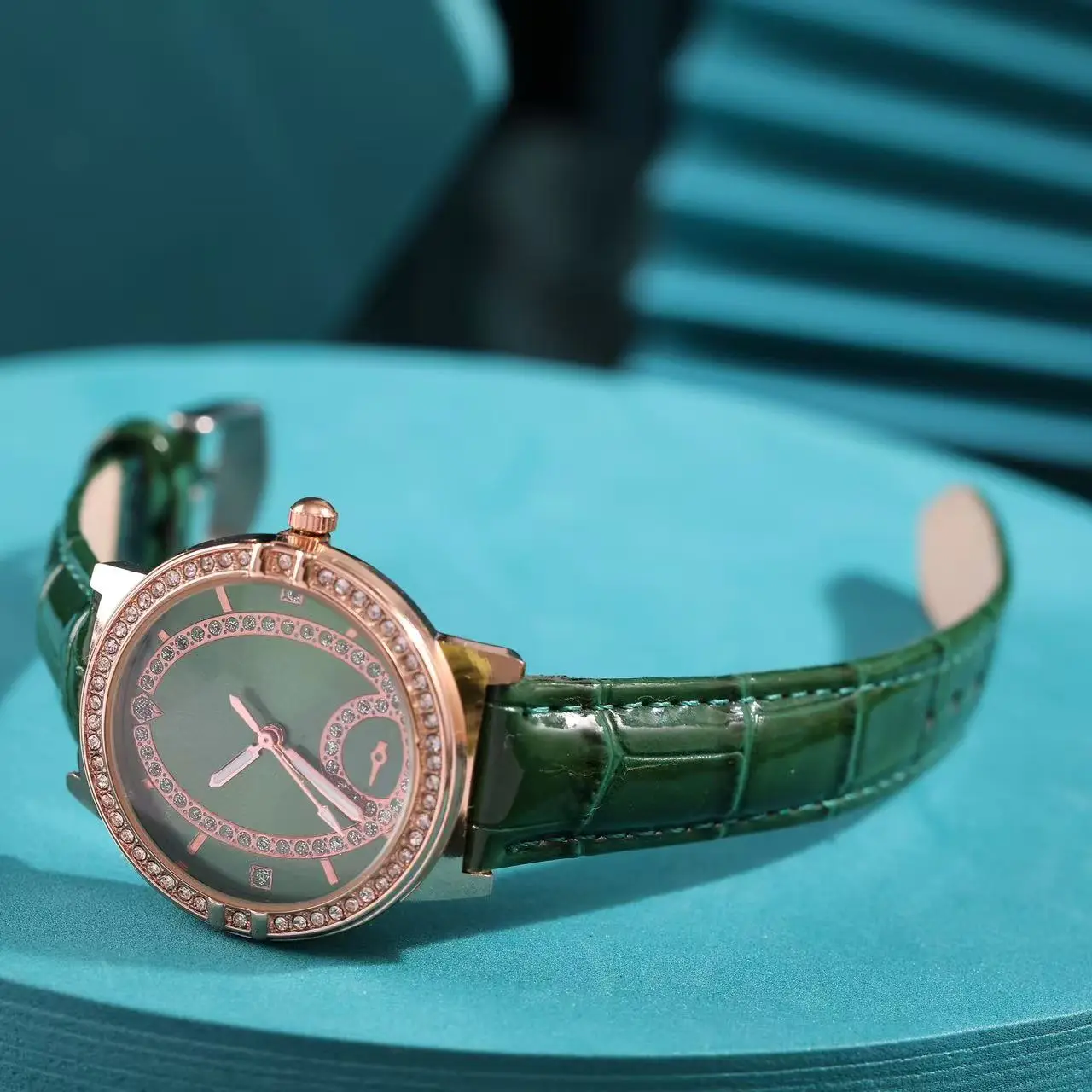 Women's Cross-Border European Watch with Diamond Dial & Brown Strap