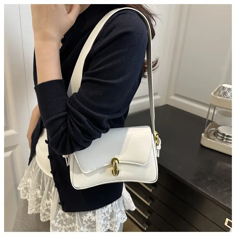 White Korean Style Shoulder Bag 2025 Summer — feature 19