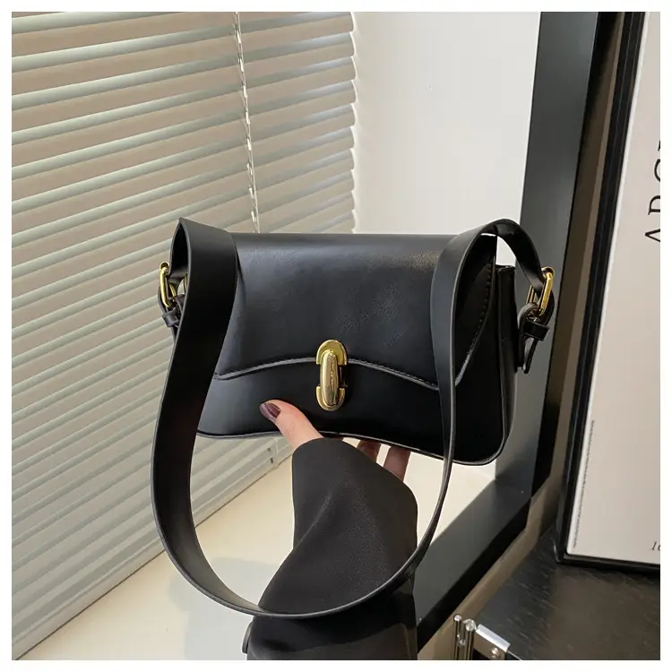 White Korean Style Shoulder Bag 2025 Summer — feature 26