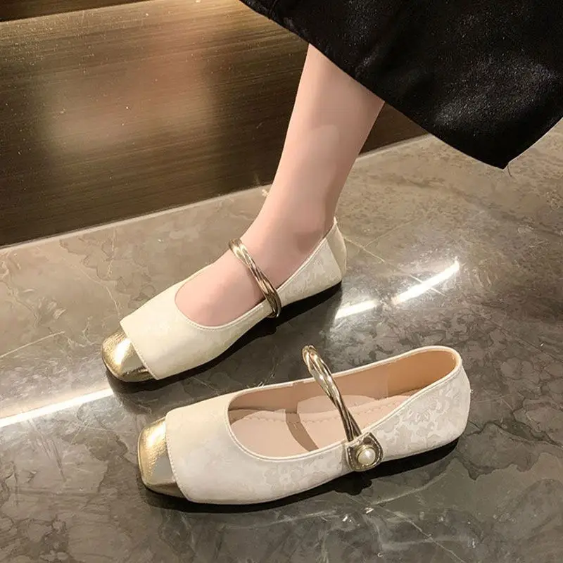 French-Style Mary Jane Shoes for Women, 2026 New Summer Model, Elegant Casual Versatile Chinese-Style Single-Strap Shallow Shoes