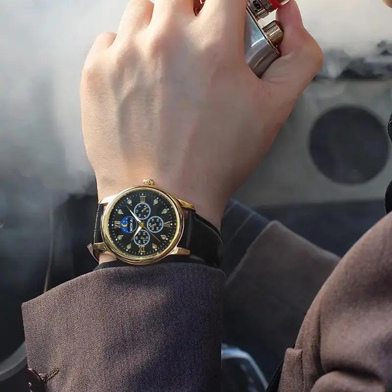 Korean Style Men's Quartz Watch with Black Strap - Image 5
