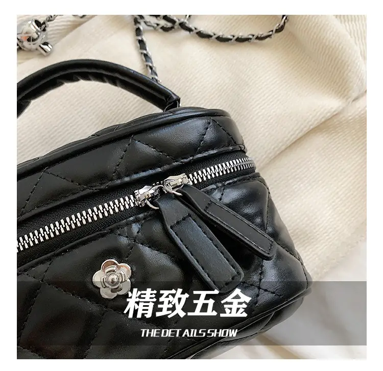 Crossbody Bag with Chain Strap Beige 2025 Design — feature 8