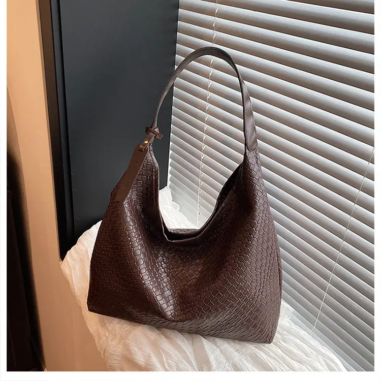 2025 Cross-Border Retro Bag Large Capacity Shoulder Bag - Image 3