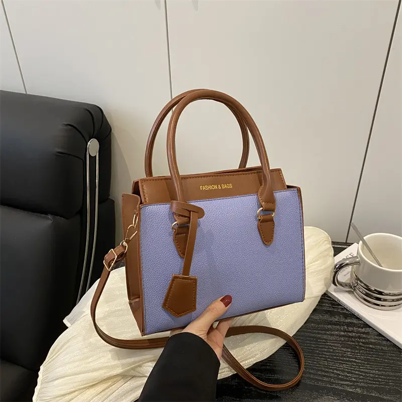 2025 Fashionable Women's Bags with Textile Stitching - Image 8