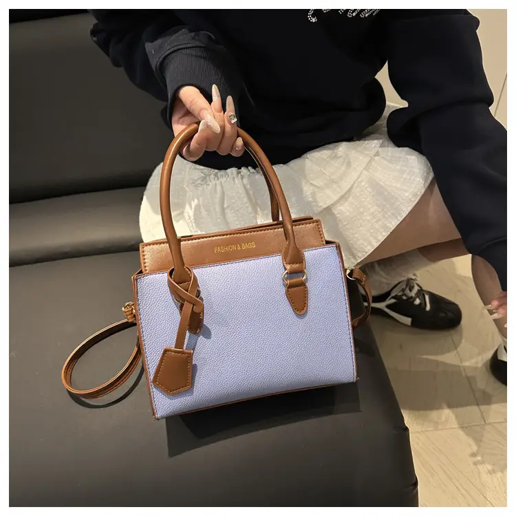 2025 Fashionable Women's Bags with Textile Stitching — feature 12