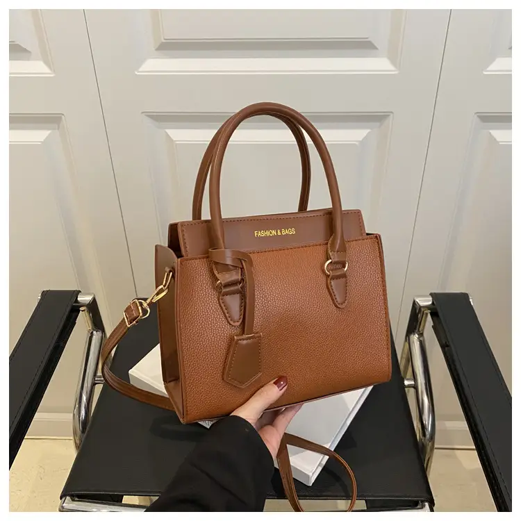 2025 Fashionable Women's Bags with Textile Stitching — feature 21