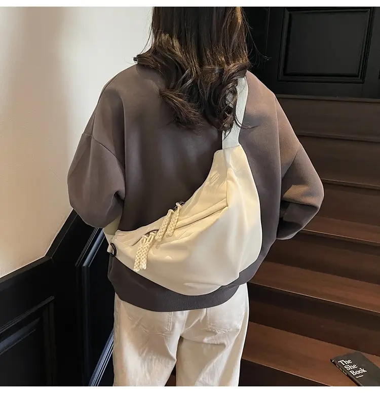 Cross-border Pleated Shoulder Bag Large Capacity Women — feature 15