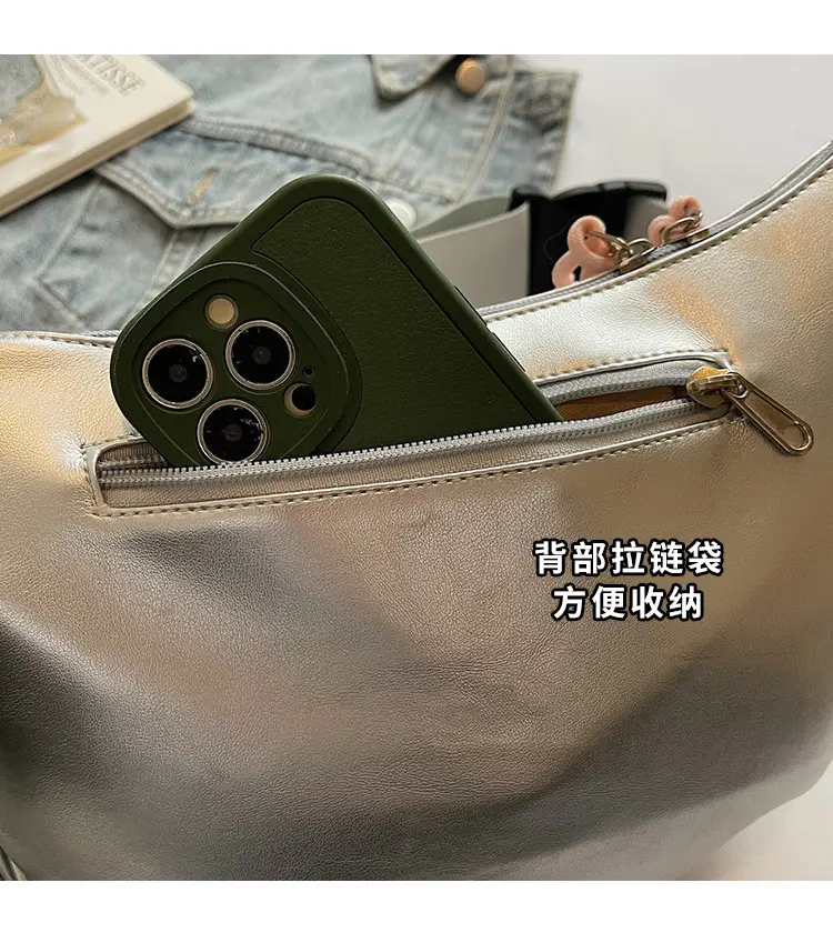 Cross-border Pleated Shoulder Bag Large Capacity Women — feature 4