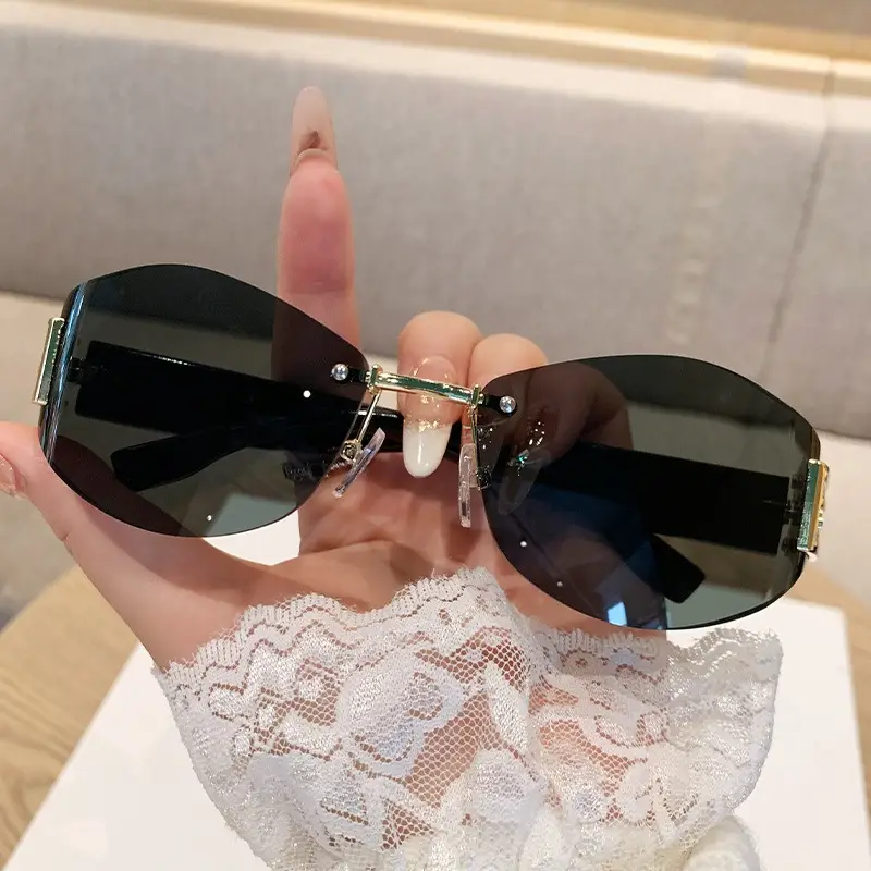 Retro Anti-UV Sunglasses for Men Women Curved Rimless - Image 2