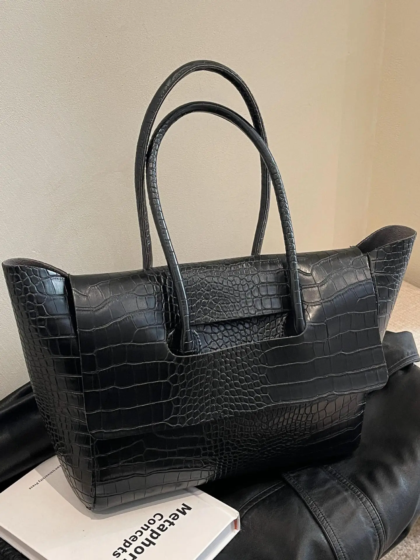 Women's Cross-Crystal Croc Leather Shoulder Bag Brown 2025 - Image 5