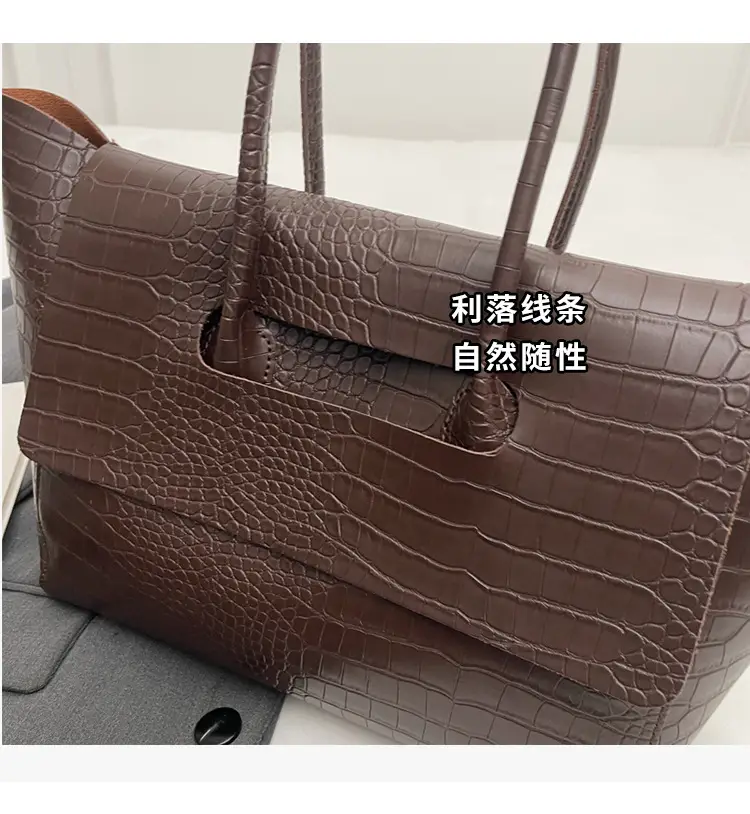 Women's Cross-Crystal Croc Leather Shoulder Bag Brown 2025 — feature 4