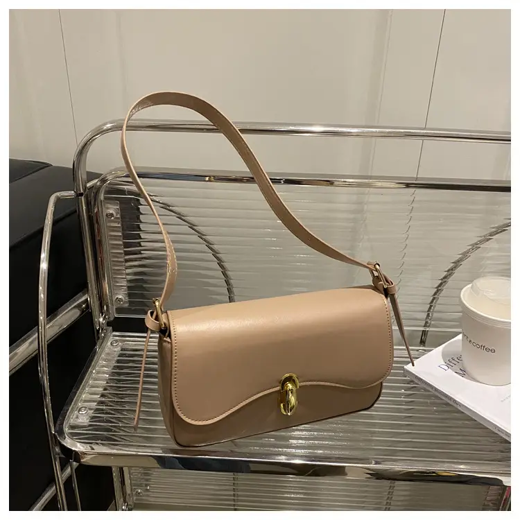 Simple Large Capacity Lock 2025 Summer New Western Style Korean Style Simple Fashion Crossbody Shoulder Small Square Bag — feature 11