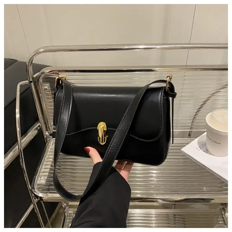 Simple Large Capacity Lock 2025 Summer New Western Style Korean Style Simple Fashion Crossbody Shoulder Small Square Bag — feature 14