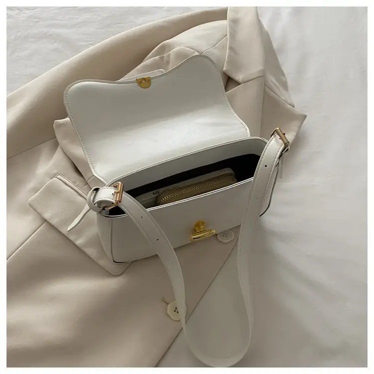 Simple Large Capacity Lock 2025 Summer New Western Style Korean Style Simple Fashion Crossbody Shoulder Small Square Bag — feature 40