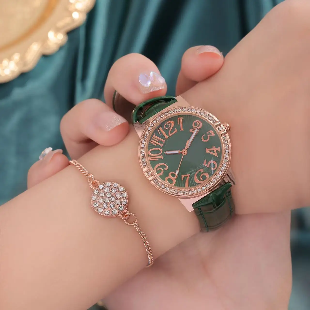 Women's Green Watch Set with Four Leaf Clover Necklace & Earrings — feature 8