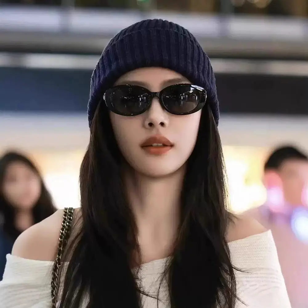 Luxury Black Sunglasses for Women Men Fashion Sun Protection - Image 11