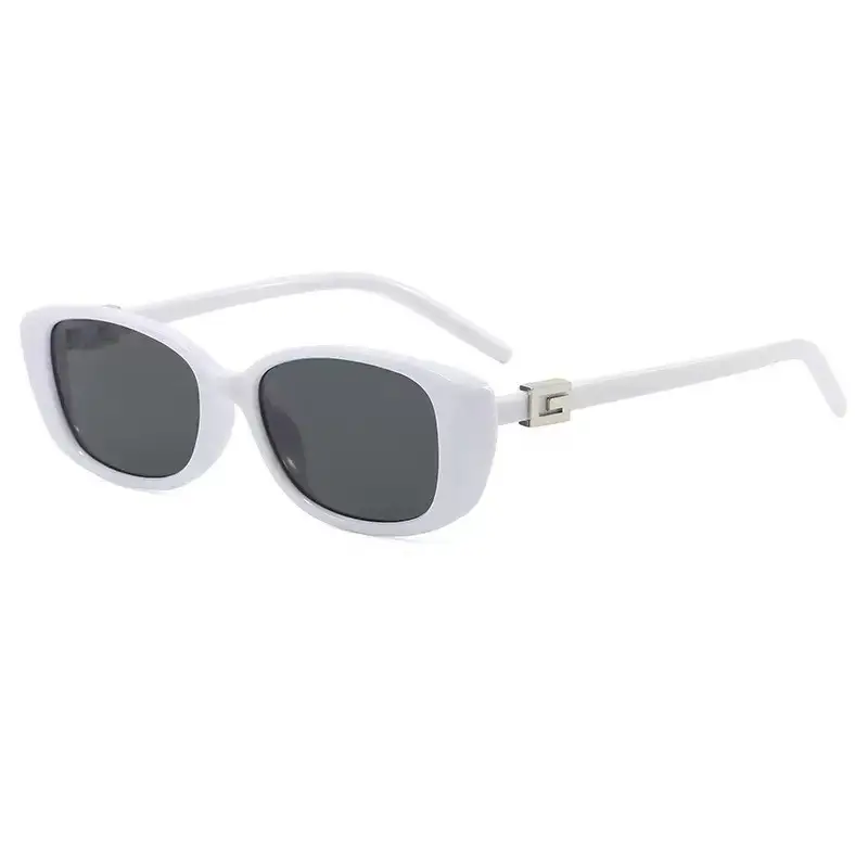 Luxury Black Sunglasses for Women Men Fashion Sun Protection - Image 5