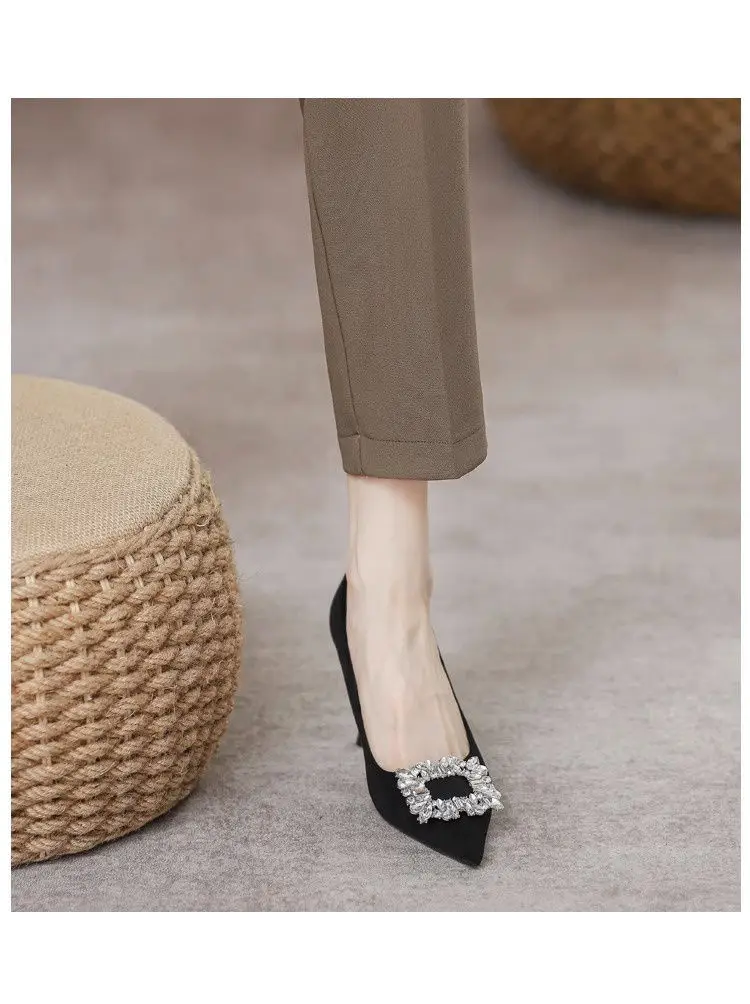 French-Style Pointed-Toe High Heels for Women, Stiletto Heels, 2026 Spring and Autumn New Style, Square Buckle, Rhinestone, Shallow Mouth, Comfortable and Fashionable Women's Shoes — feature 3