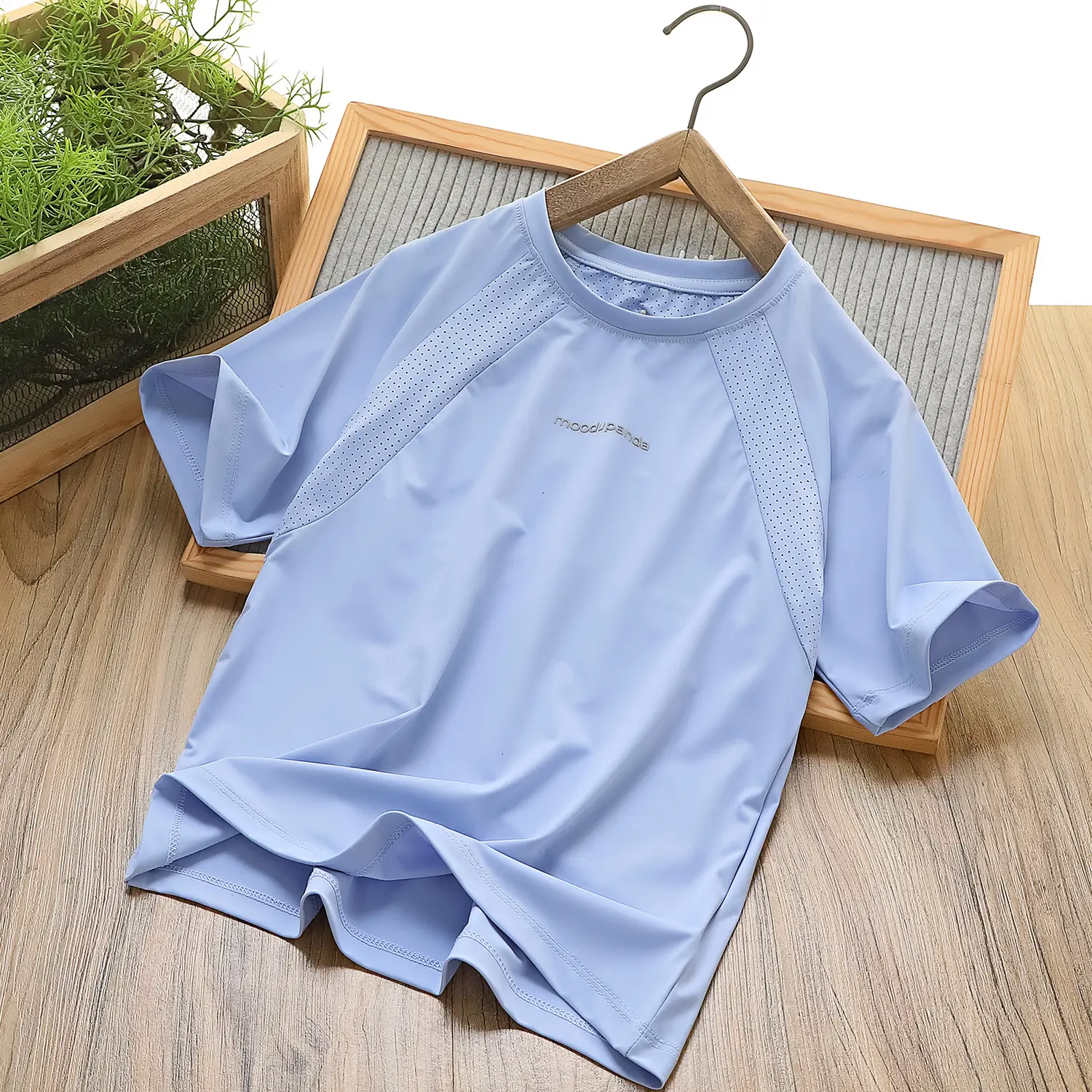 Children's Light Blue Quick-Dry T-Shirt Medium Large